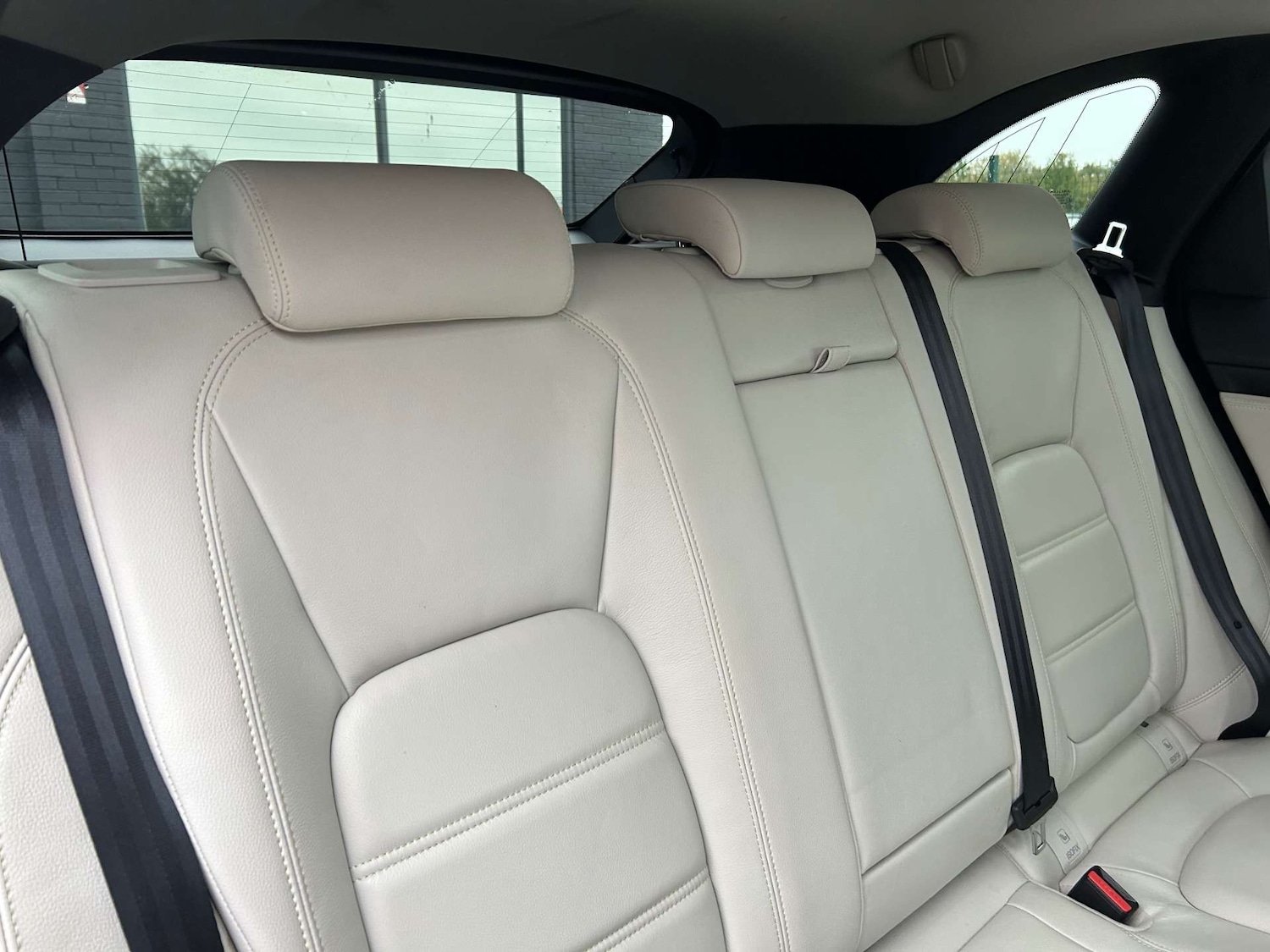 Used Jaguar F-Pace 2017 for sale - 76384150: Photo 35