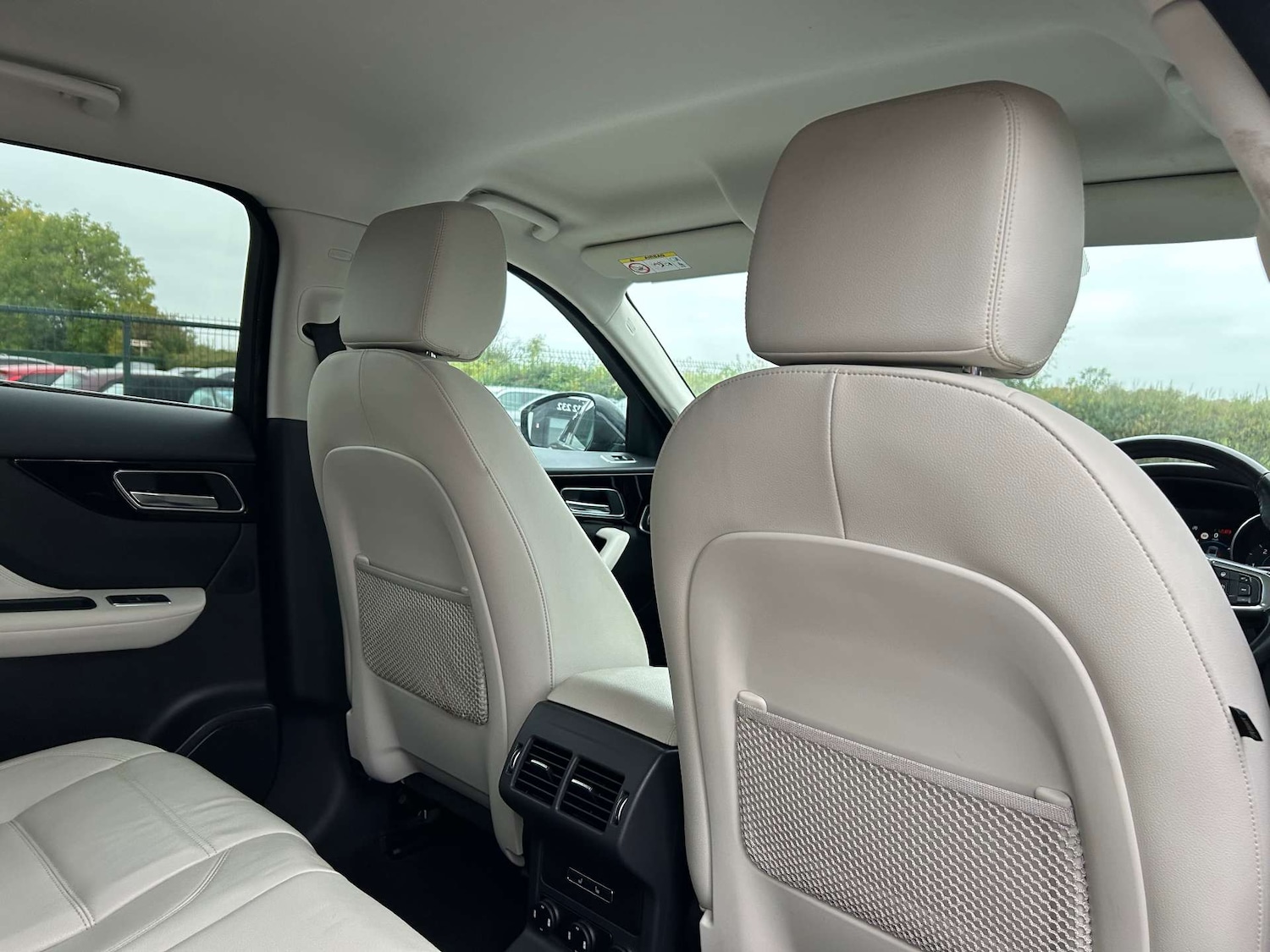 Used Jaguar F-Pace 2017 for sale - 76384150: Photo 36