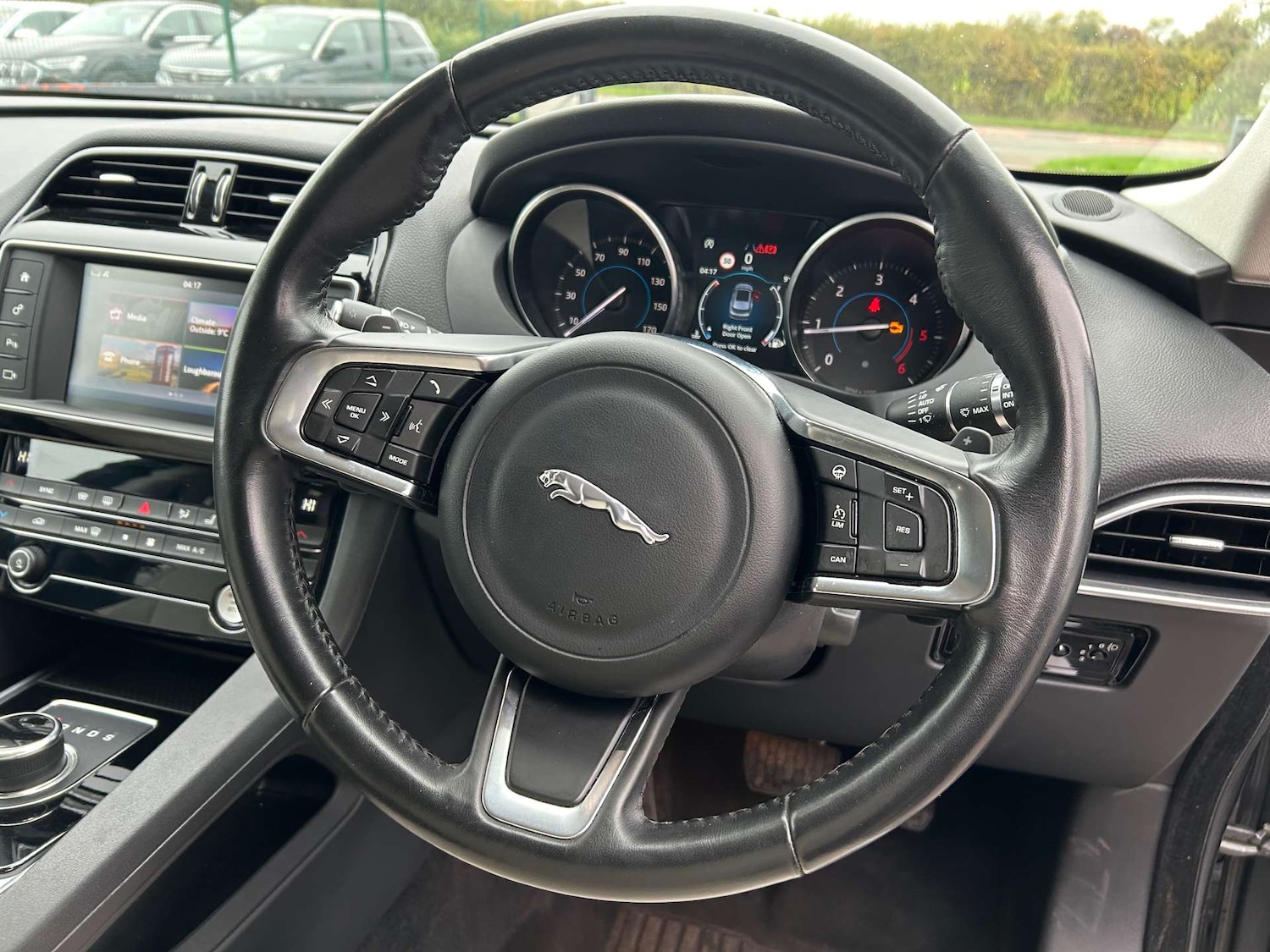 Used Jaguar F-Pace 2017 for sale - 76384150: Photo 48