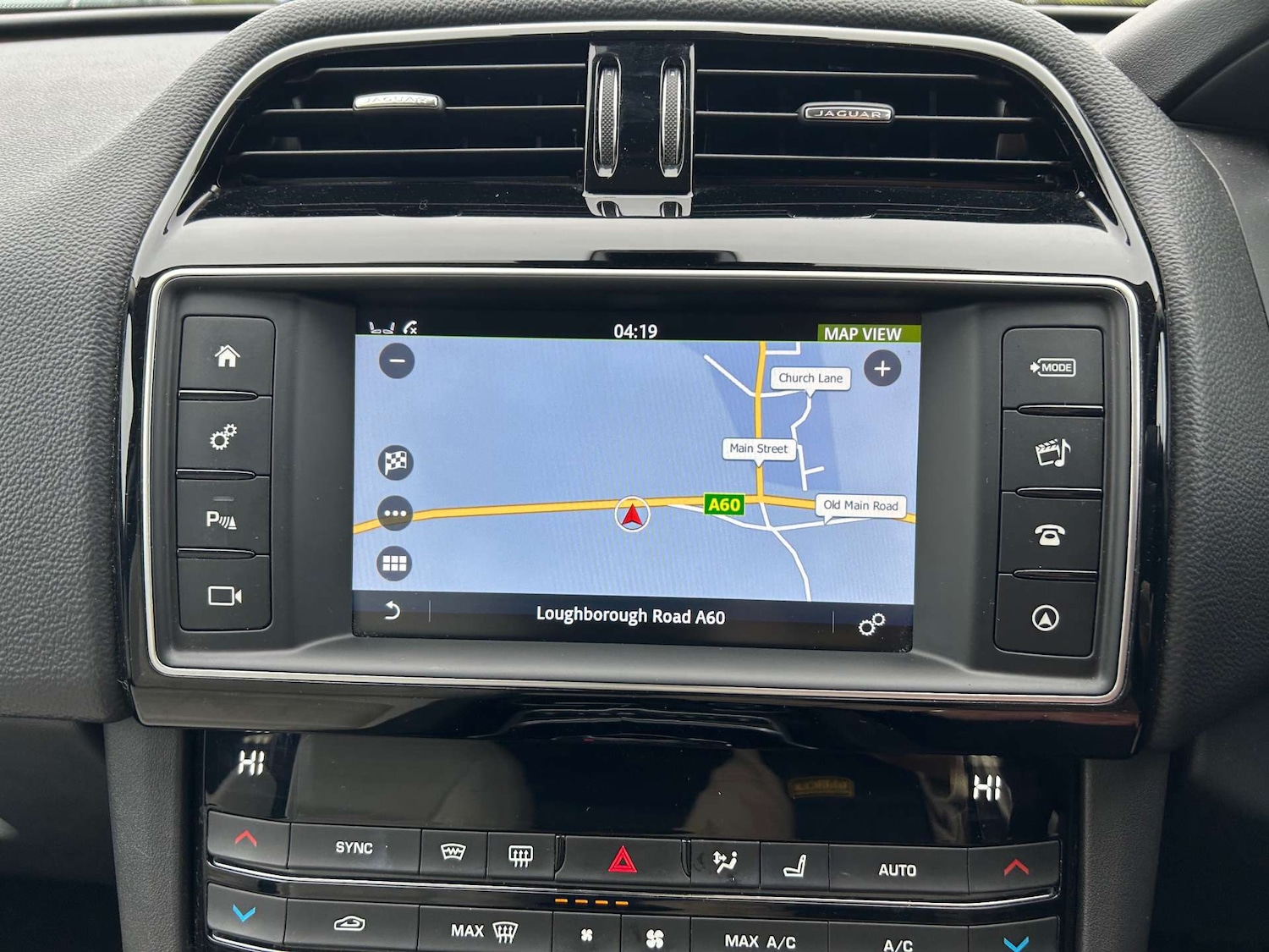 Used Jaguar F-Pace 2017 for sale - 76384150: Photo 60