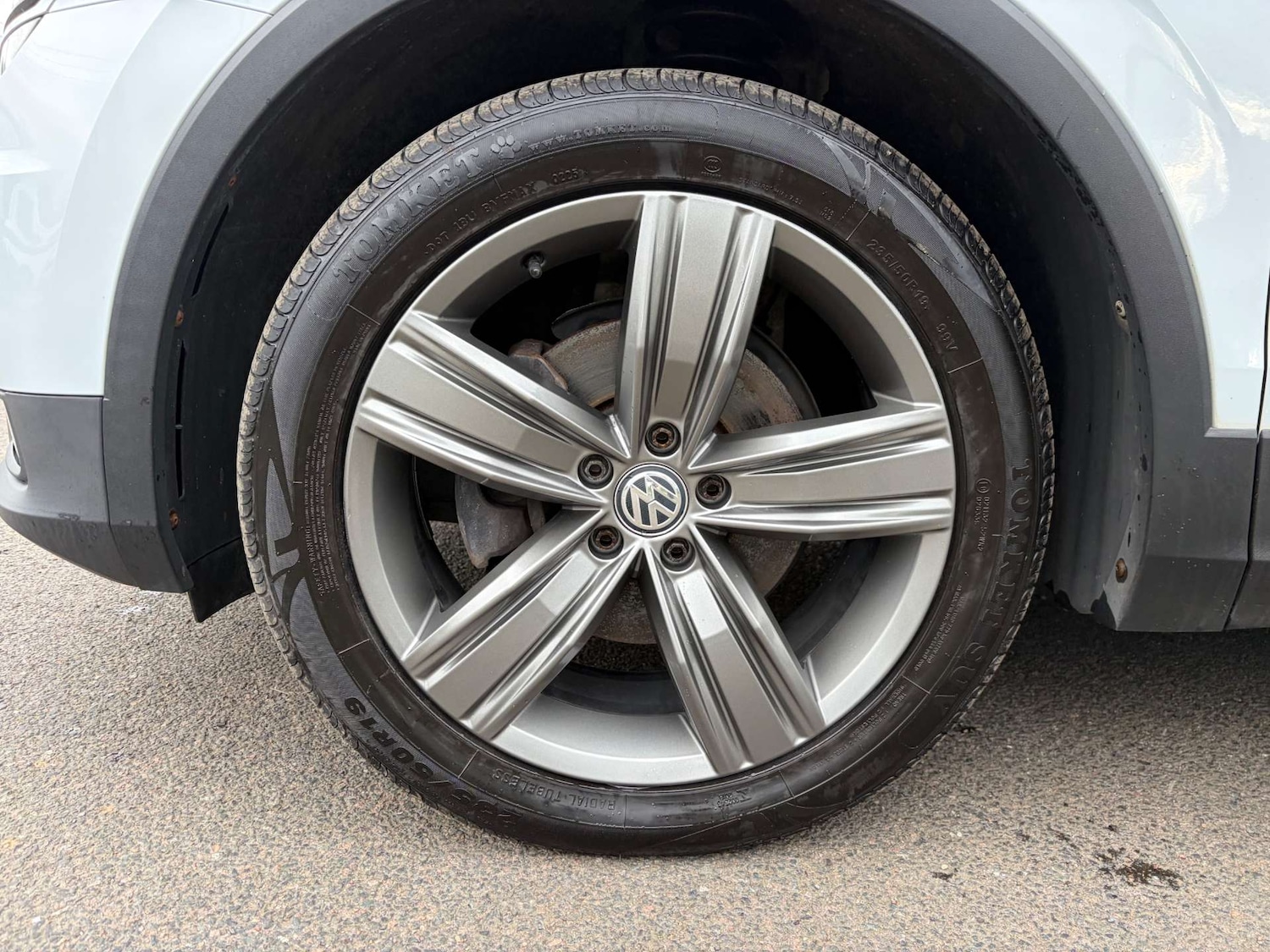 Used Volkswagen Tiguan 2018 for sale - 77428233: Photo 10