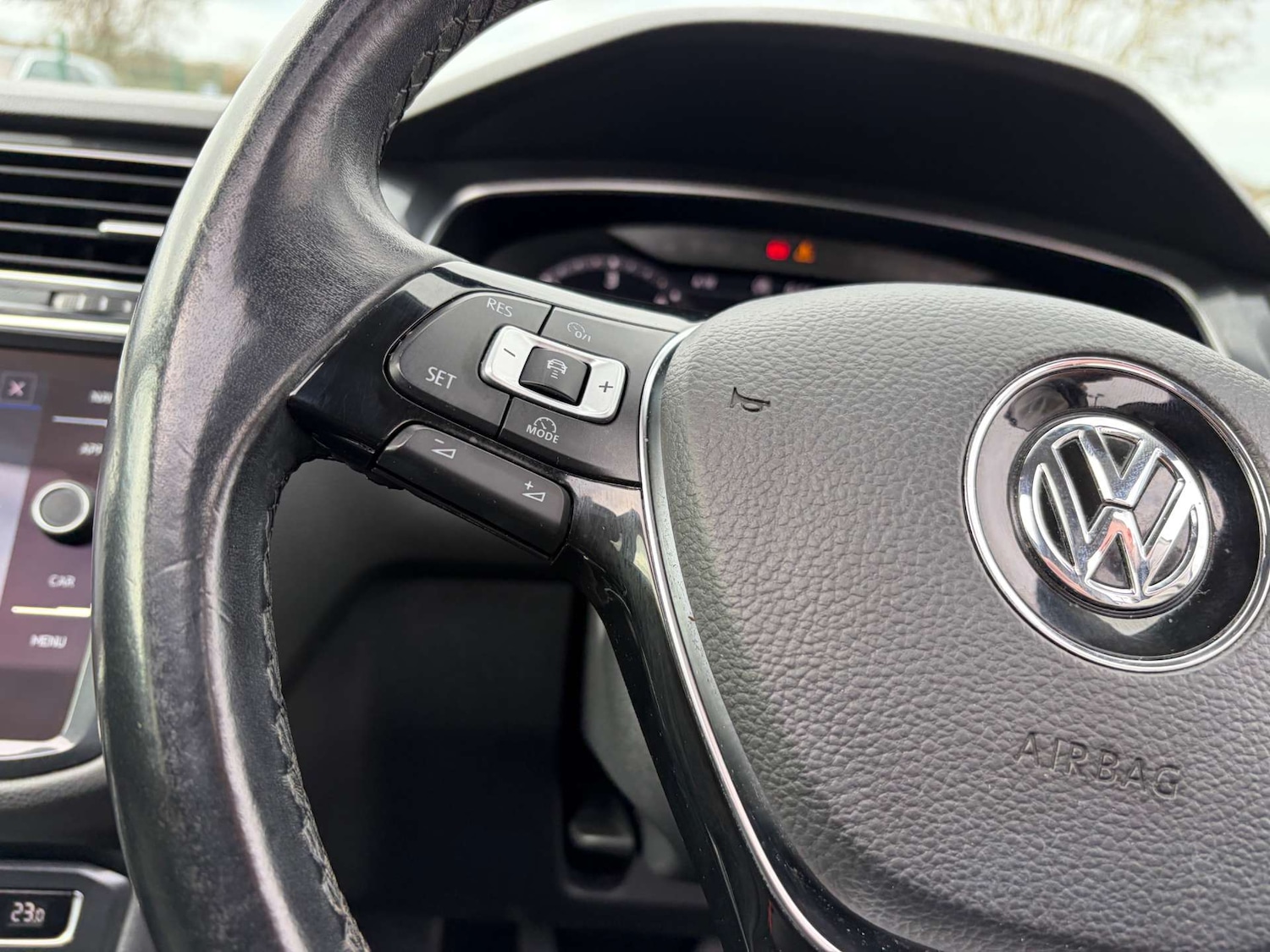 Used Volkswagen Tiguan 2018 for sale - 77428233: Photo 47