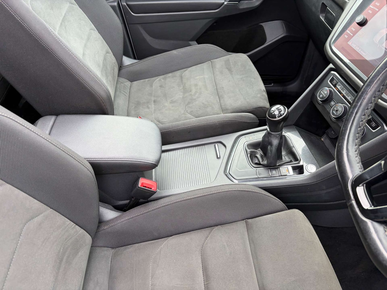 Used Volkswagen Tiguan 2018 for sale - 77428233: Photo 50