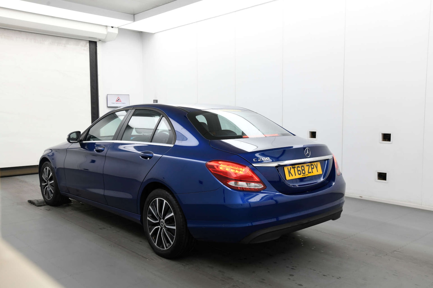 Used Mercedes-Benz C Class 2019 for sale - 76602026: Photo 4