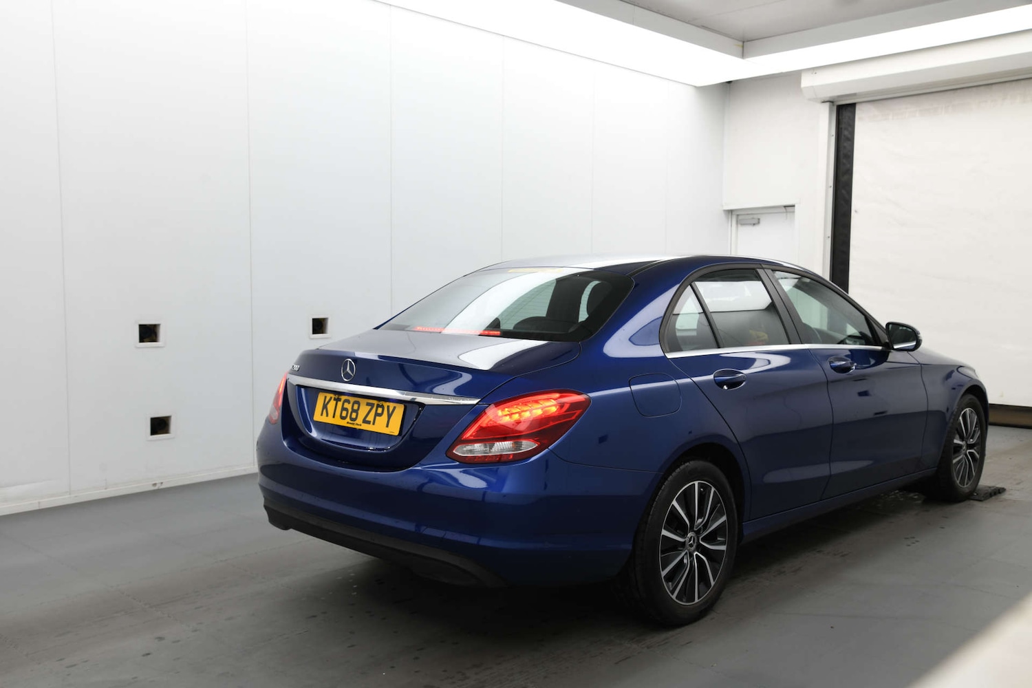 Used Mercedes-Benz C Class 2019 for sale - 76602026: Photo 5