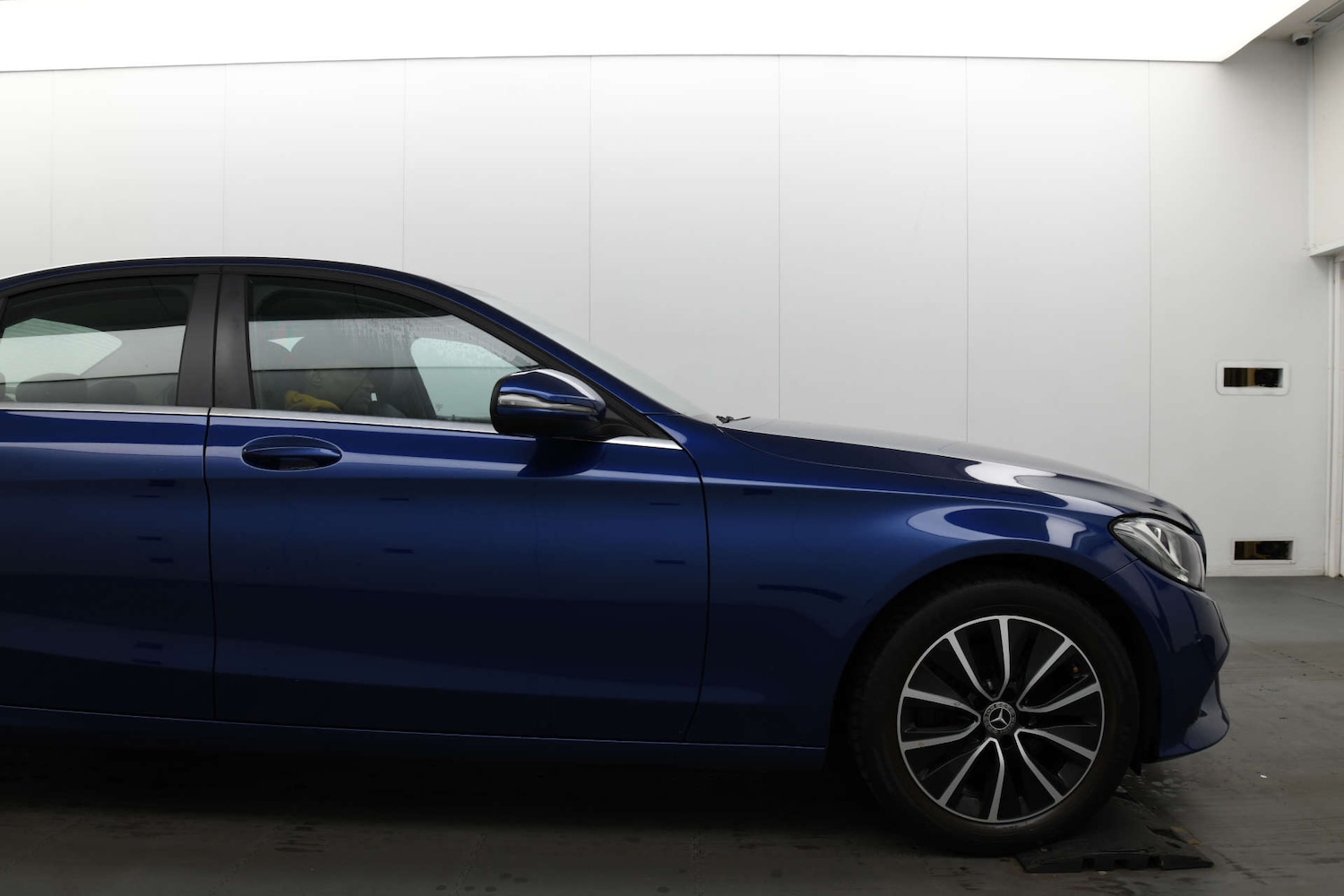 Used Mercedes-Benz C Class 2019 for sale - 76602026: Photo 9