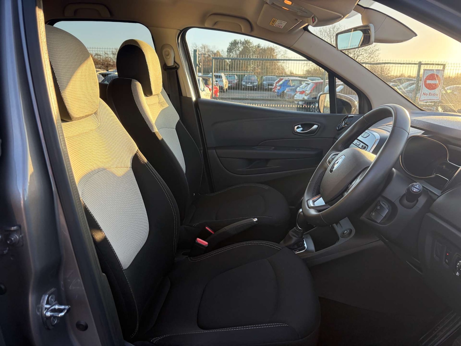 Used Renault Captur 2019 for sale - 77162422: Photo 36