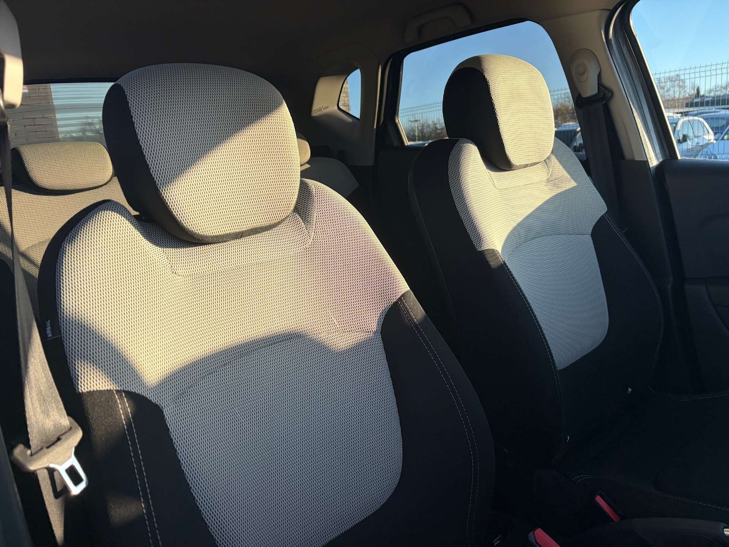 Used Renault Captur 2019 for sale - 77162422: Photo 37