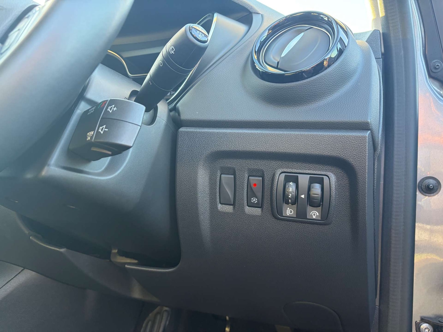 Used Renault Captur 2019 for sale - 77162422: Photo 42