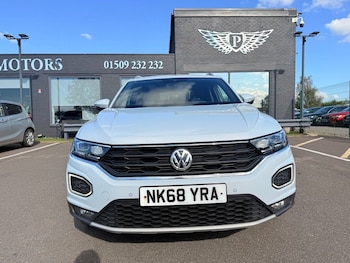 Used Volkswagen T-Roc 2018 for sale - 75473818: Photo