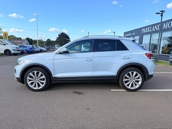 Used Volkswagen T-Roc 2018 for sale - 75473818: Photo