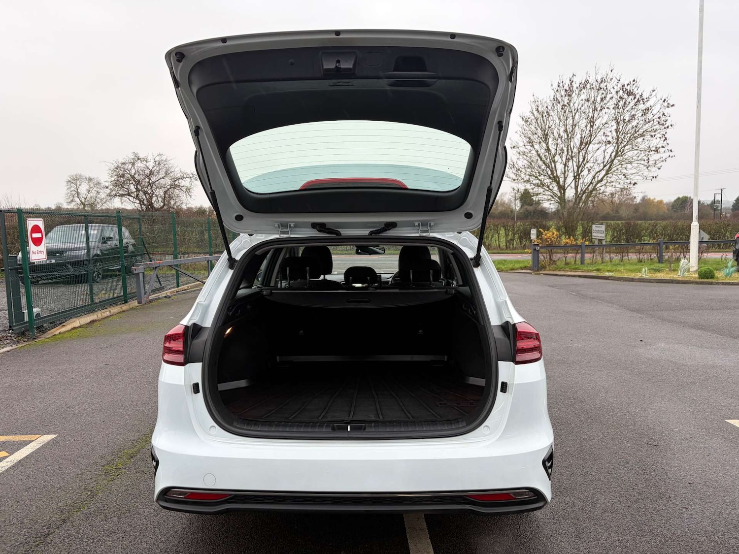 Used Kia Ceed 2020 for sale - 76934876: Photo 24