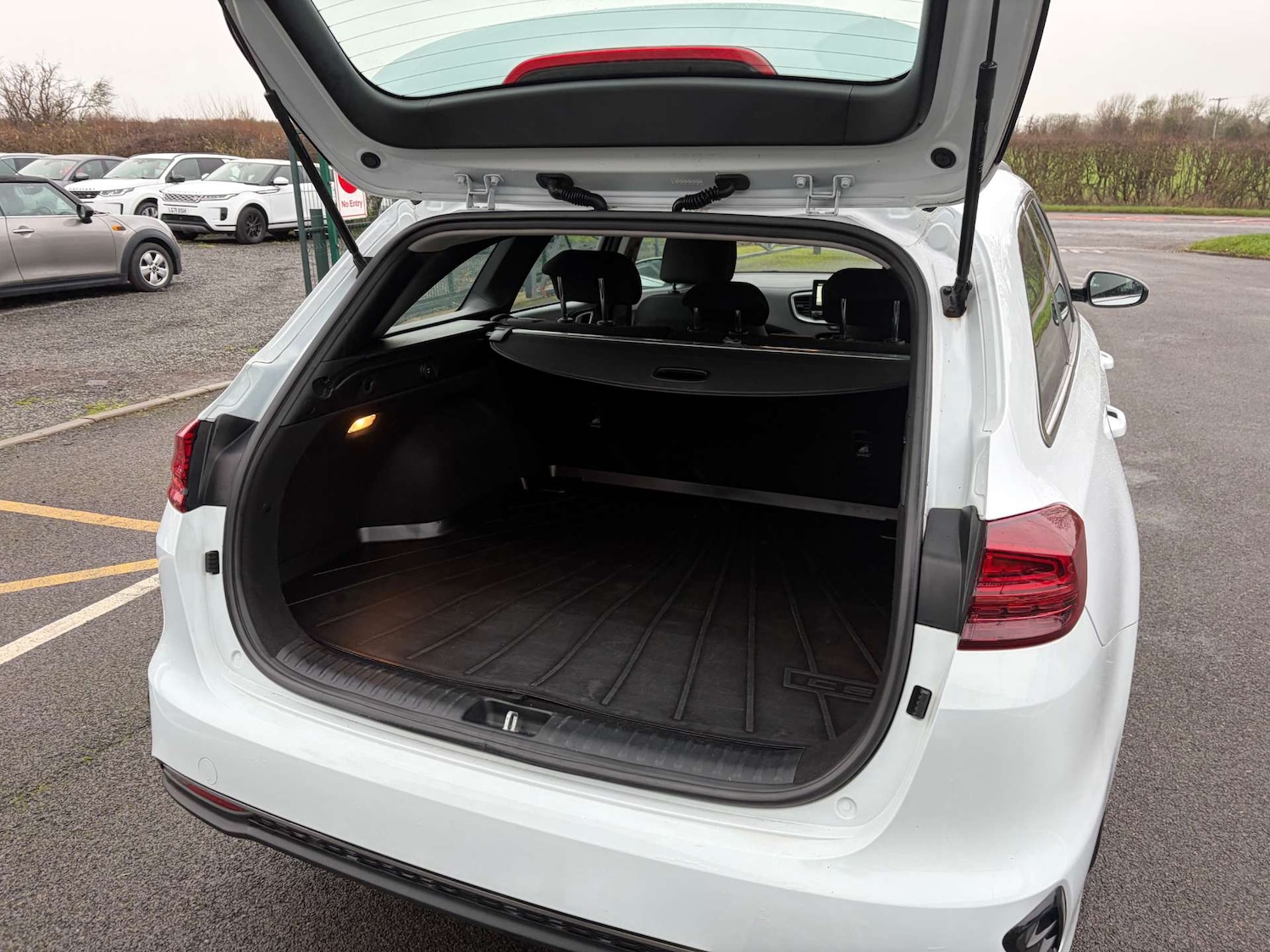 Used Kia Ceed 2020 for sale - 76934876: Photo 26