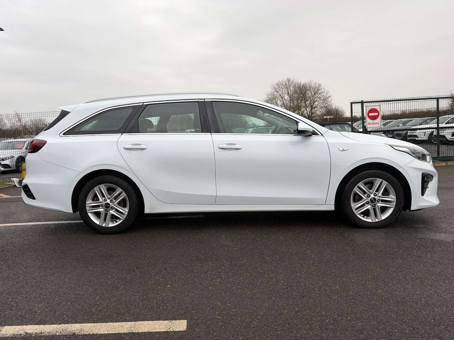 Used Kia Ceed 2020 for sale - 76934876: Photo 9