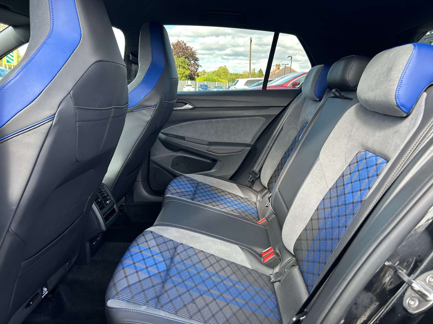 Used Volkswagen Golf 2024 for sale - 77535096: Photo 22