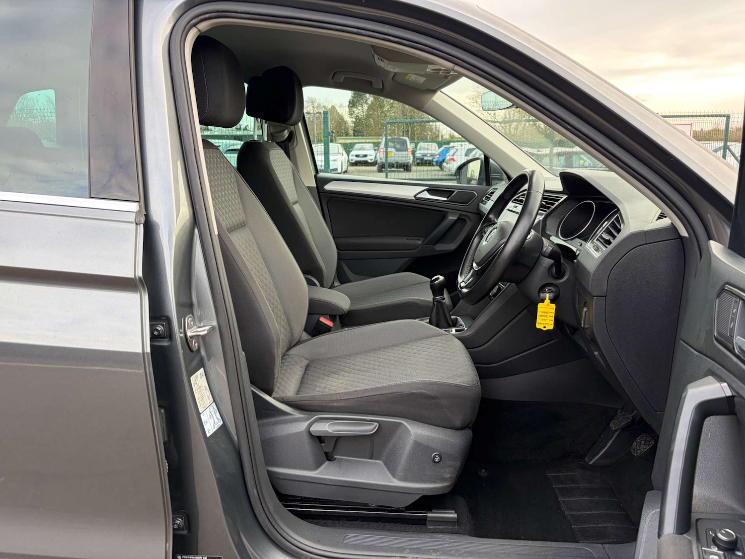 Used Volkswagen Tiguan 2018 for sale - 77551268: Photo 37