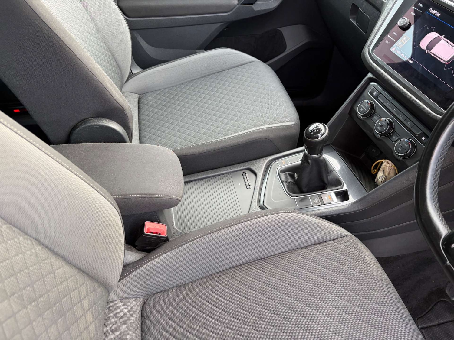 Used Volkswagen Tiguan 2018 for sale - 77551268: Photo 44