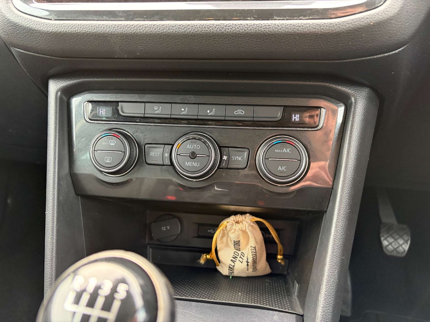 Used Volkswagen Tiguan 2018 for sale - 77551268: Photo 48