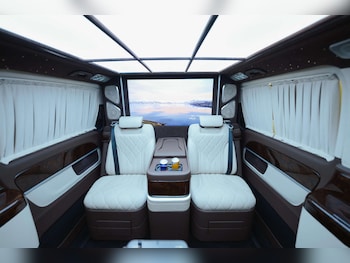 Used Mercedes-Benz V-Class 2025 for sale - 78258813: Photo