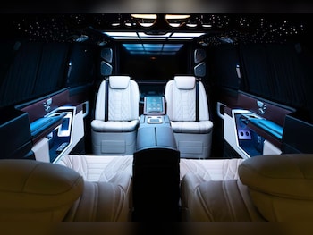 Used Mercedes-Benz V-Class 2025 for sale - 78258813: Photo