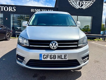 Used Volkswagen Caddy Maxi 2018 for sale - 78722101: Photo