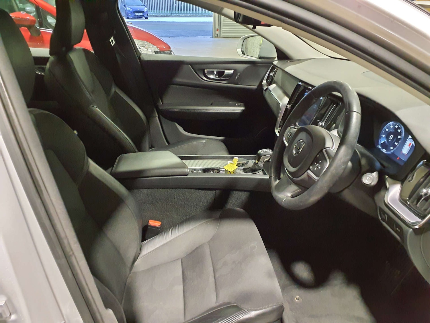 Used Volvo V60 2019 for sale - 77236269: Photo 11