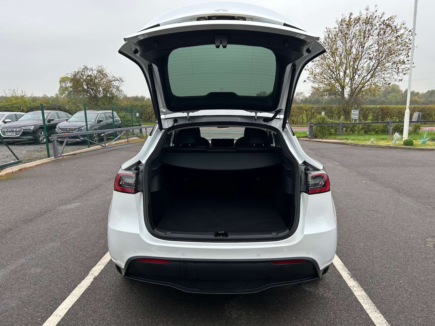 Used Tesla Model Y 2022 for sale - 76863471: Photo 29