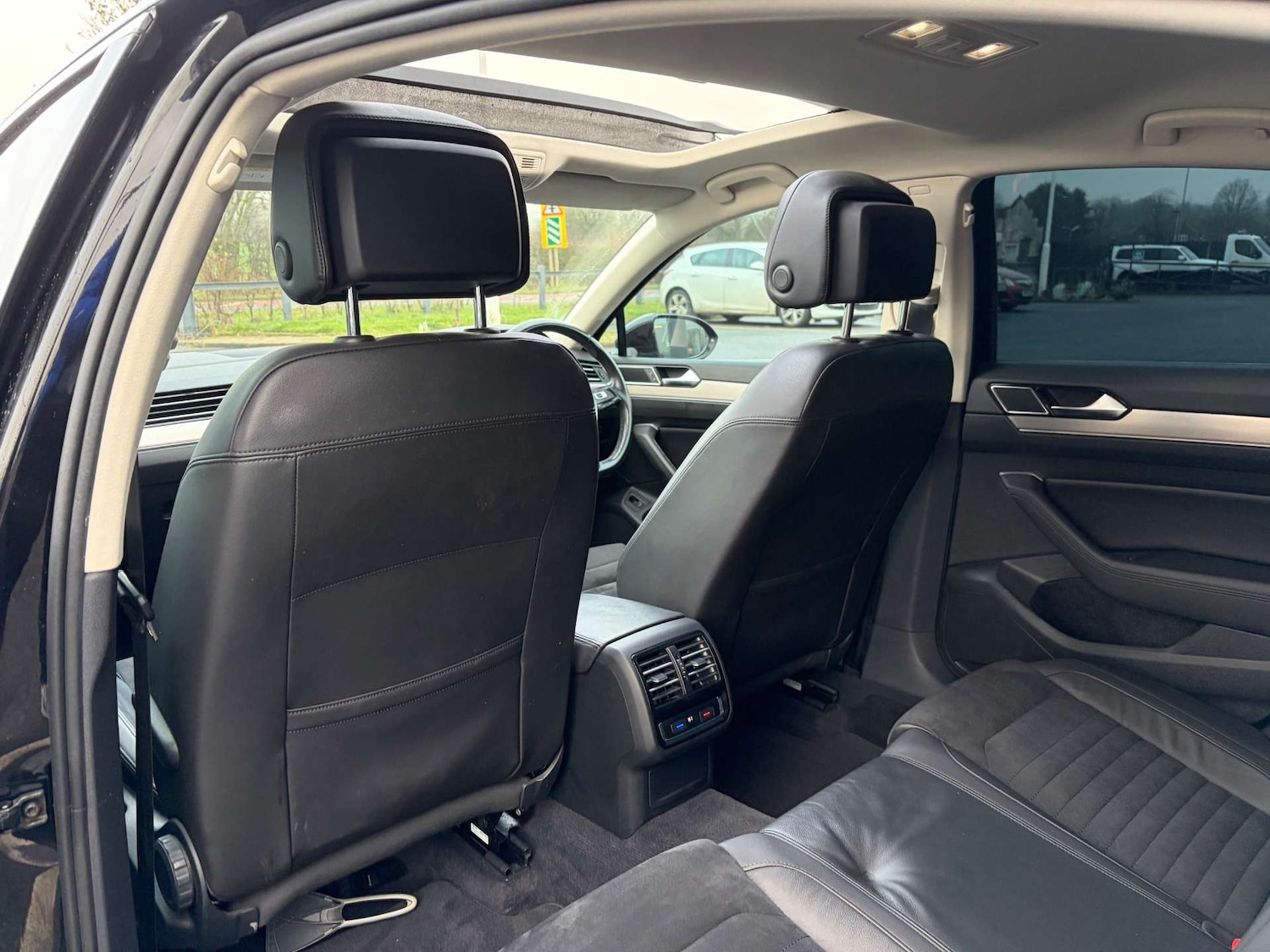 Used Volkswagen Passat 2018 for sale - 77022666: Photo 22