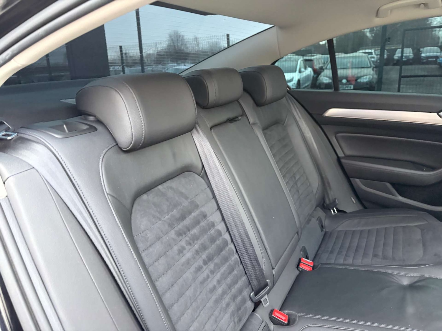 Used Volkswagen Passat 2018 for sale - 77022666: Photo 32