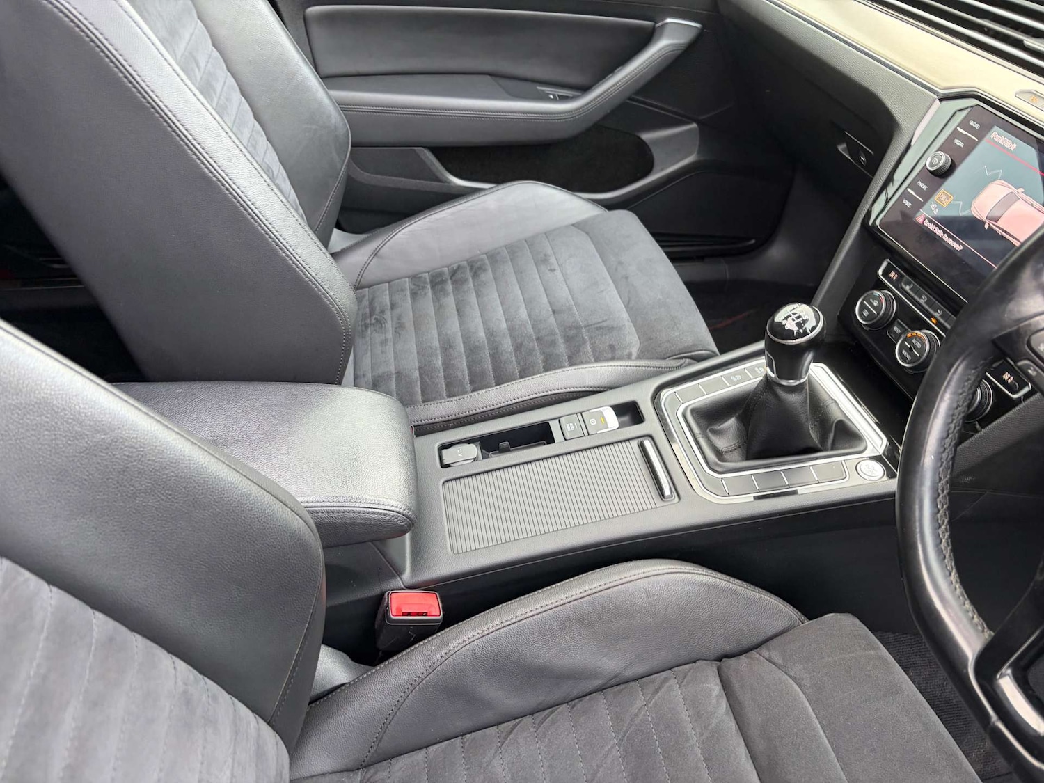 Used Volkswagen Passat 2018 for sale - 77022666: Photo 49