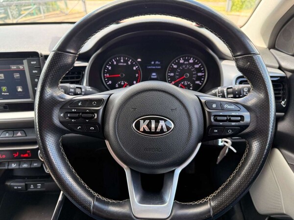 Used Kia Stonic 2018 for sale - 76290975: Photo 35