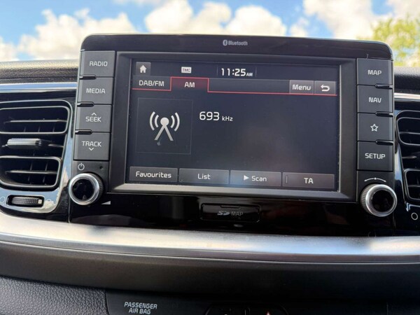 Used Kia Stonic 2018 for sale - 76290975: Photo 42