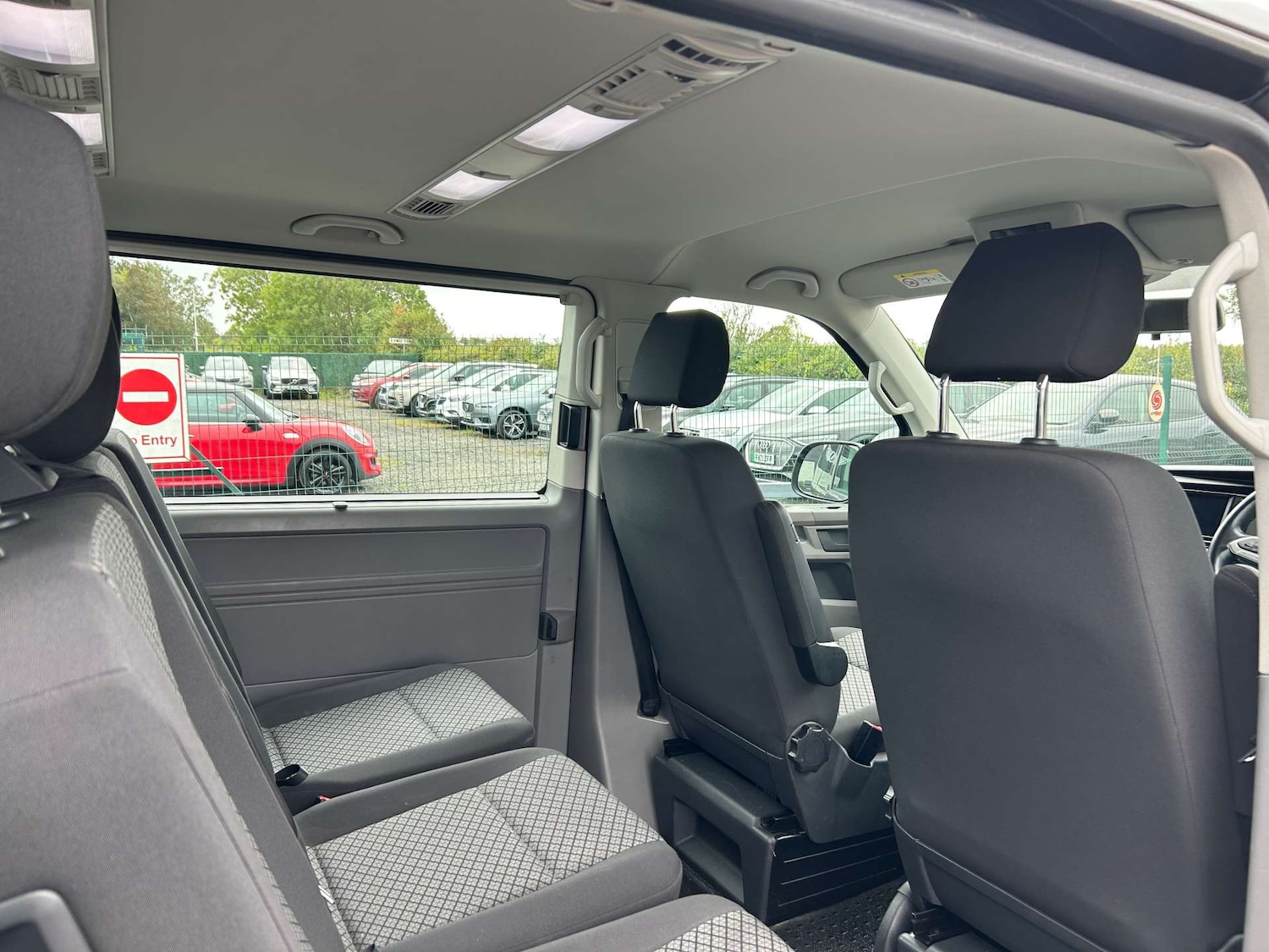 Used Volkswagen Transporter 2020 for sale - 75936115: Photo 23