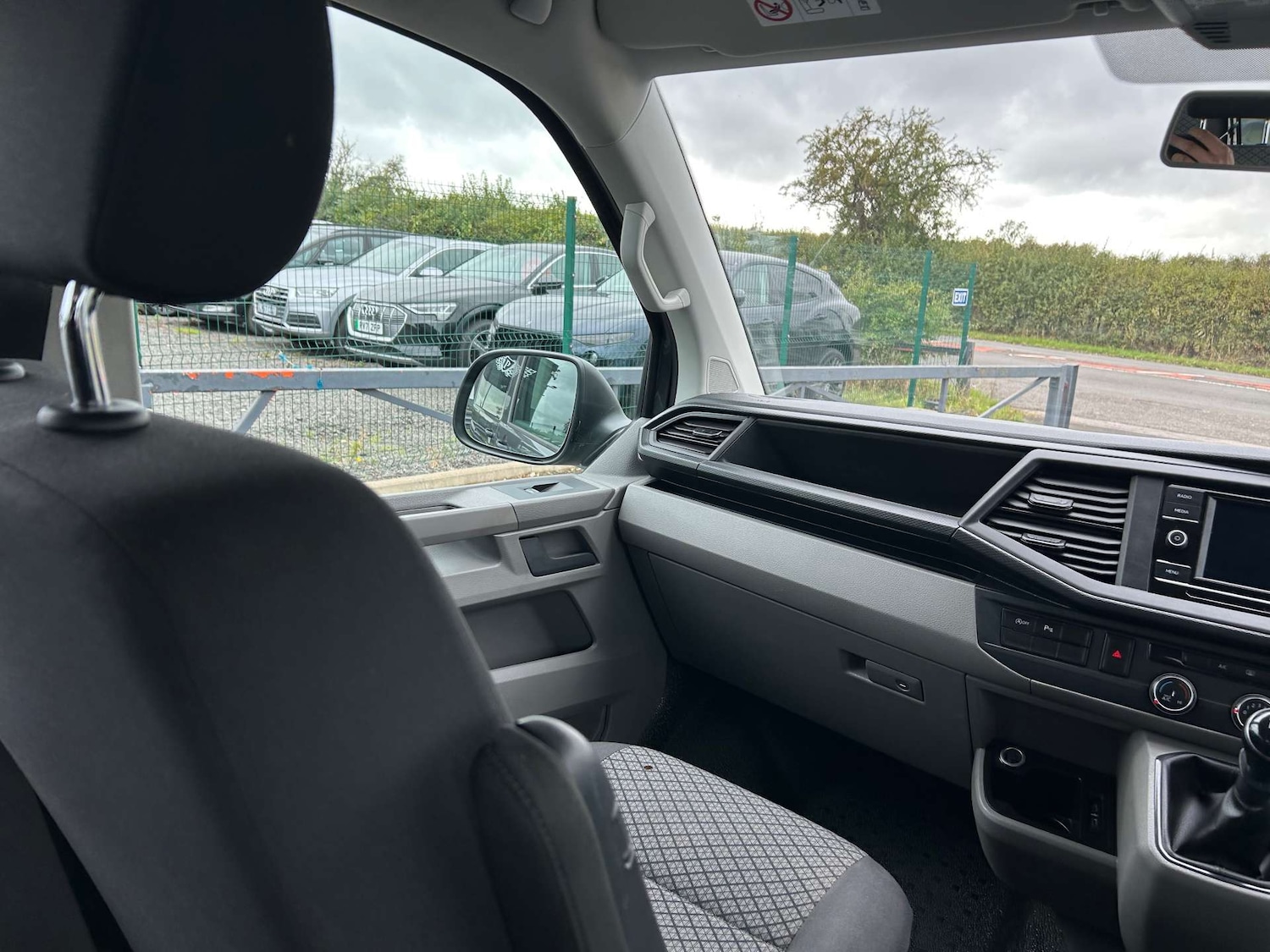 Used Volkswagen Transporter 2020 for sale - 75936115: Photo 27