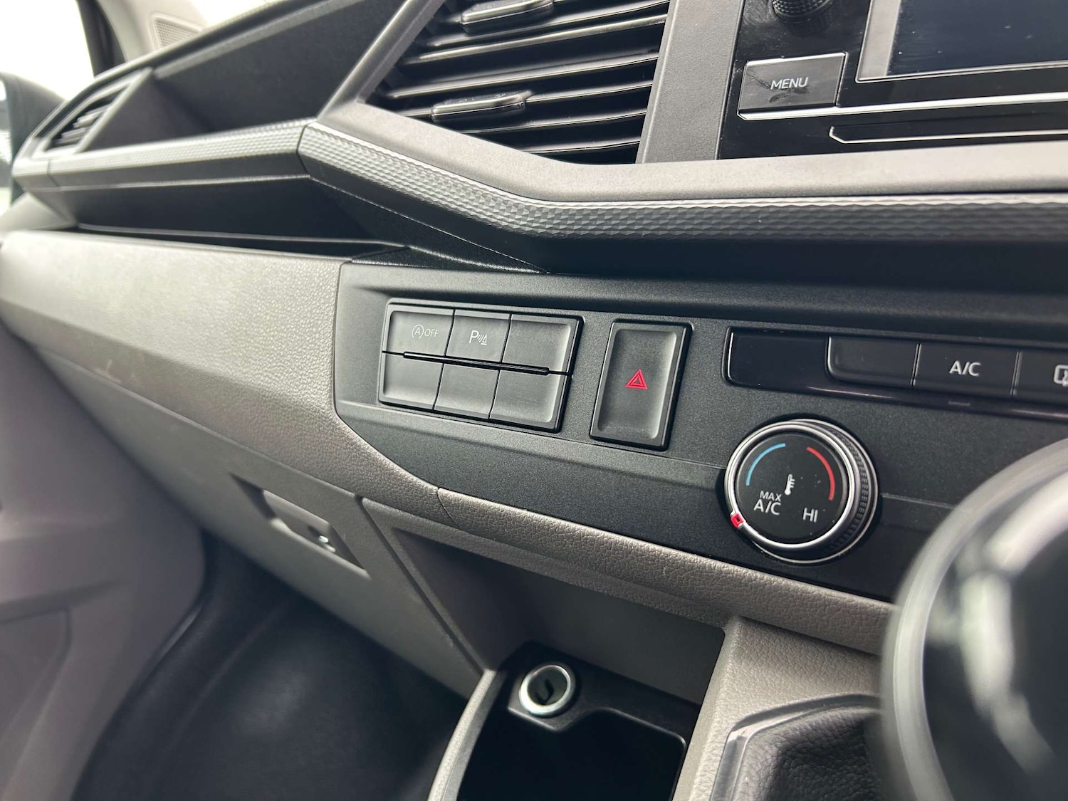 Used Volkswagen Transporter 2020 for sale - 75936115: Photo 28