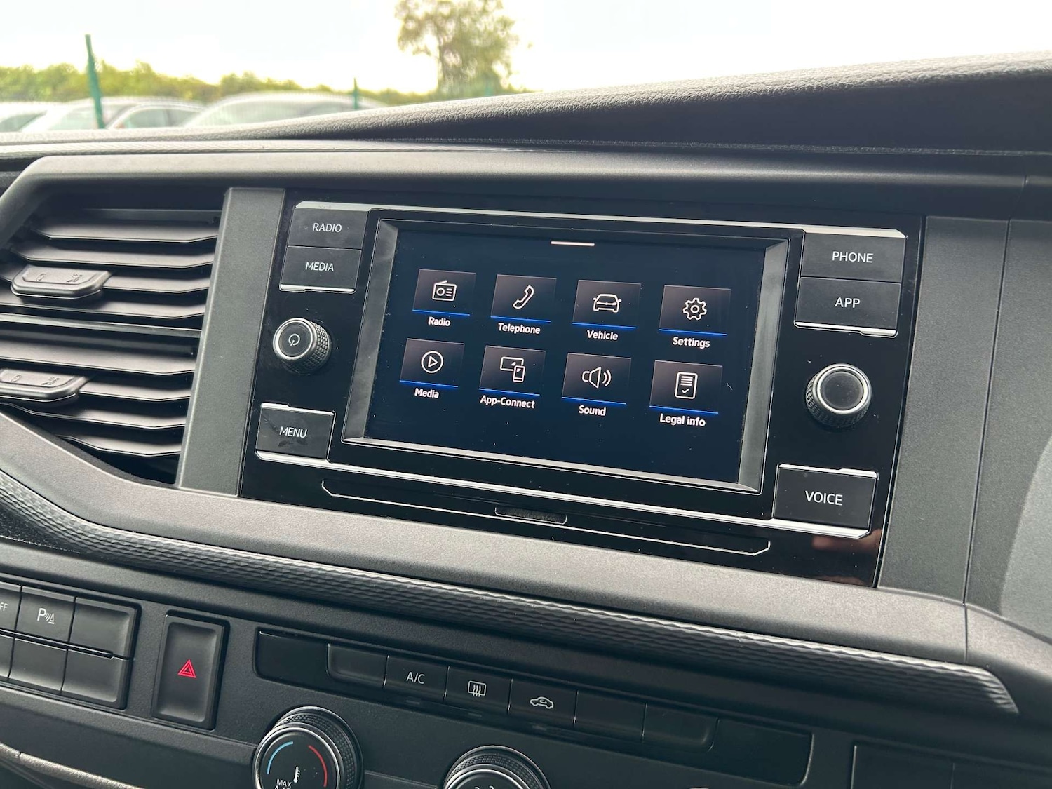 Used Volkswagen Transporter 2020 for sale - 75936115: Photo 46