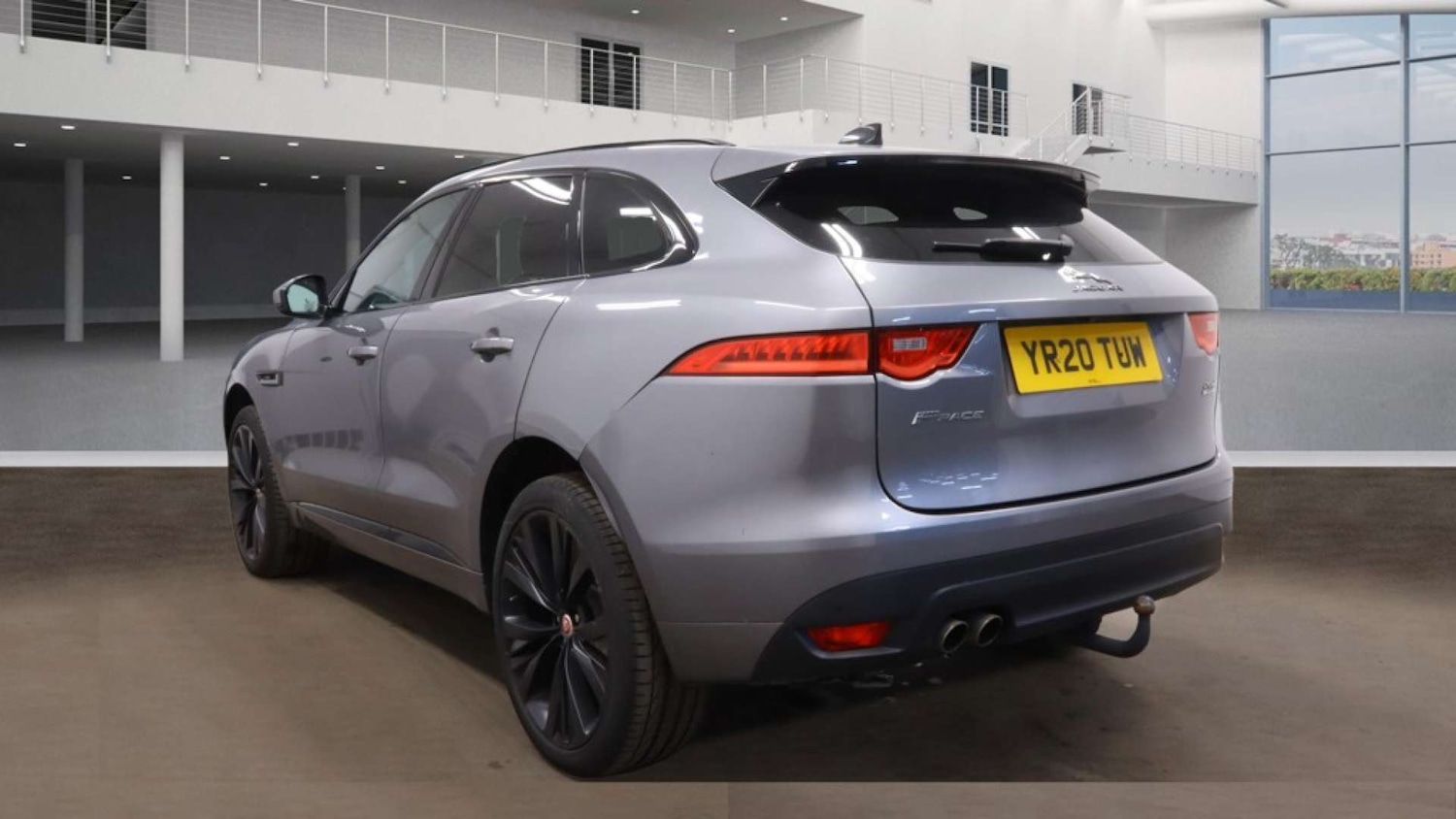 Used Jaguar F-Pace 2020 for sale - 78063287: Photo 4