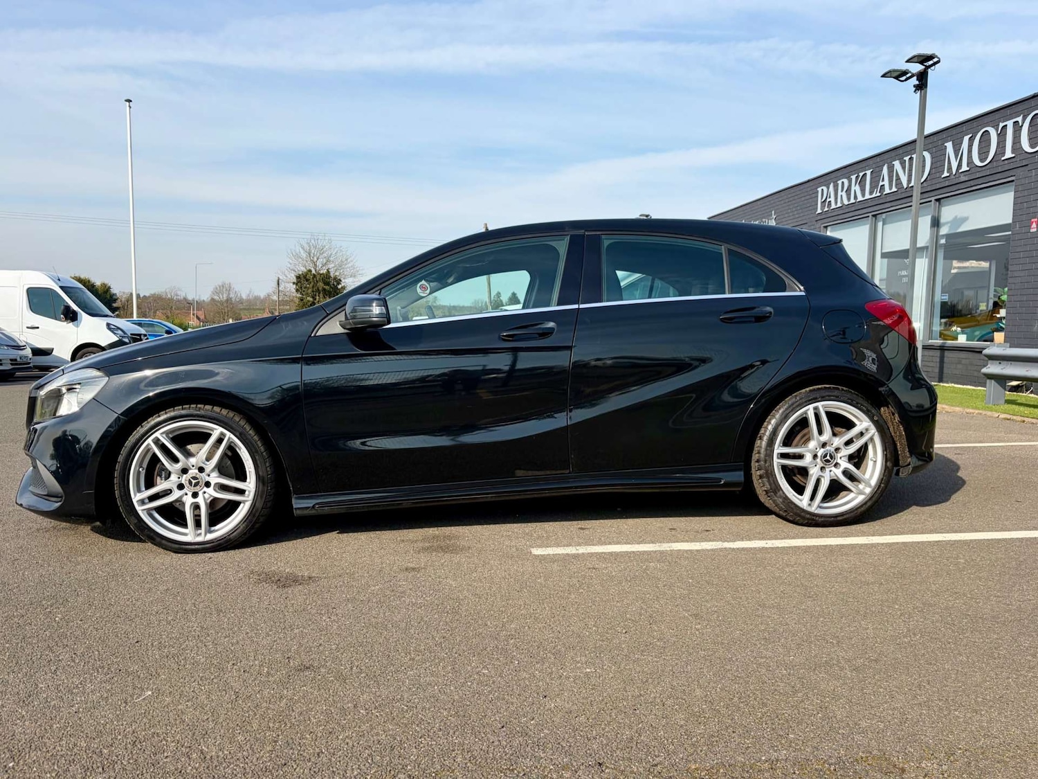 Used Mercedes-Benz A-Class 2017 for sale - 77990068: Photo 5