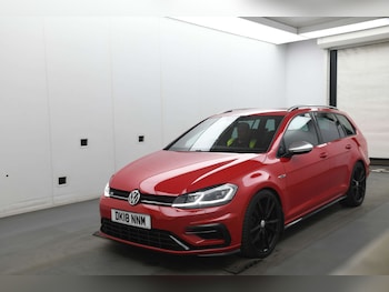 Used Volkswagen Golf 2018 for sale - 79597615: Photo
