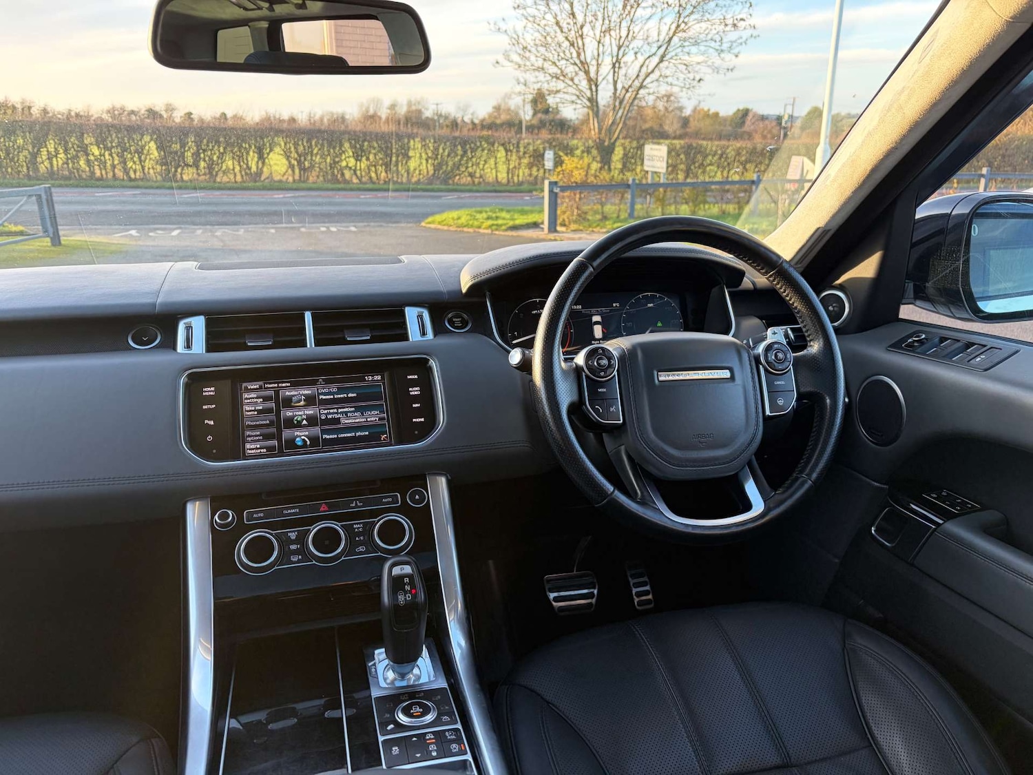 Used Land Rover Range Rover Sport 2015 for sale - 76829968: Photo 2