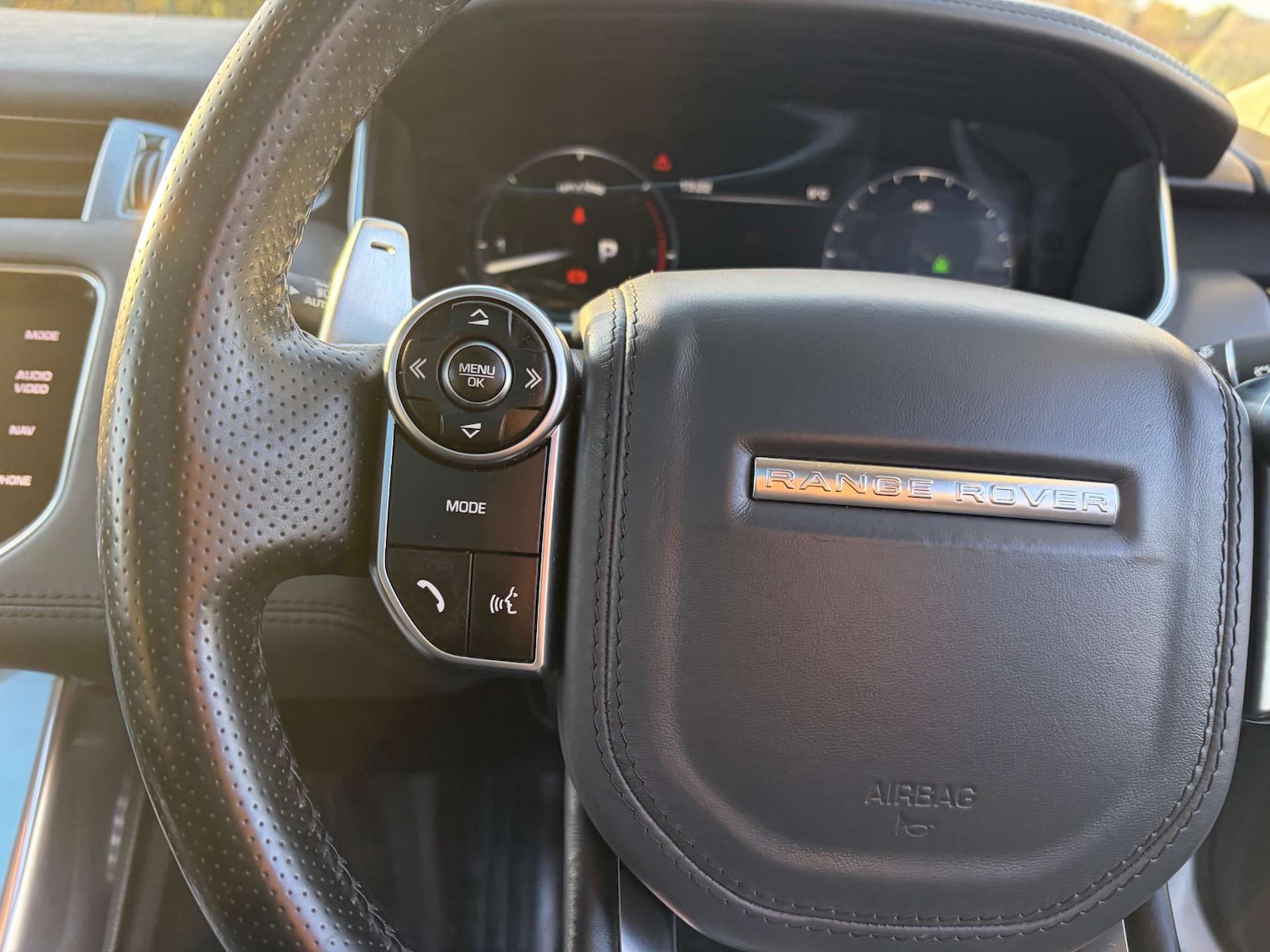 Used Land Rover Range Rover Sport 2015 for sale - 76829968: Photo 50