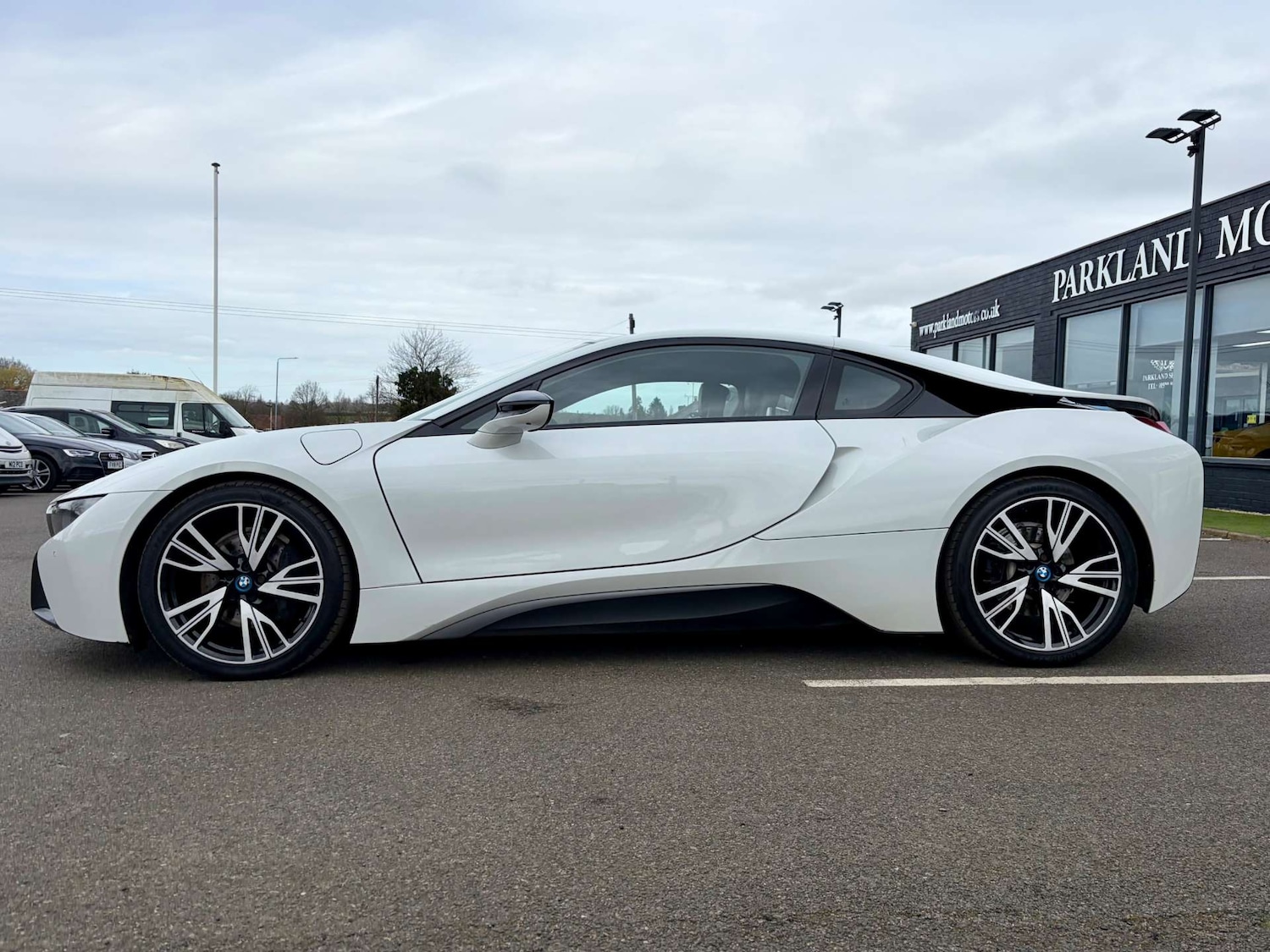 Used BMW i8 2017 for sale - 77845657: Photo 4