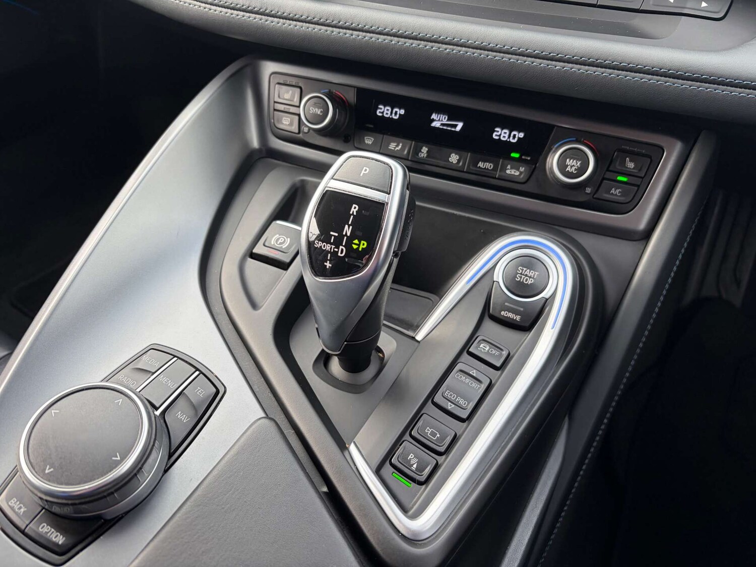 Used BMW i8 2017 for sale - 77845657: Photo 41