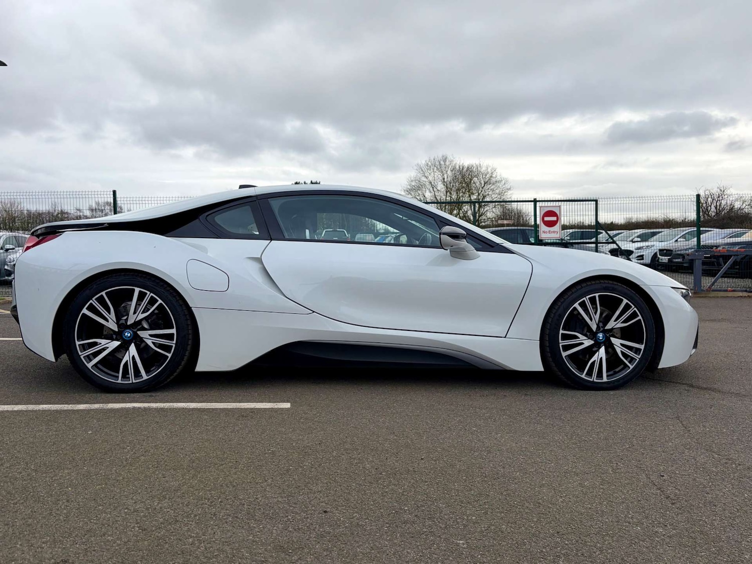 Used BMW i8 2017 for sale - 77845657: Photo 8