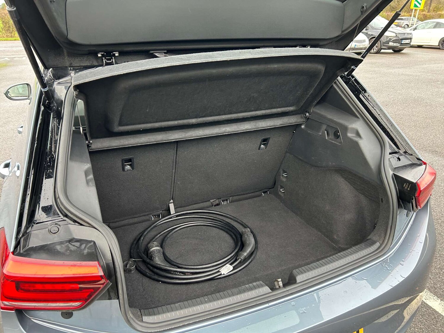 Used Volkswagen ID.3 2022 for sale - 76416847: Photo 32