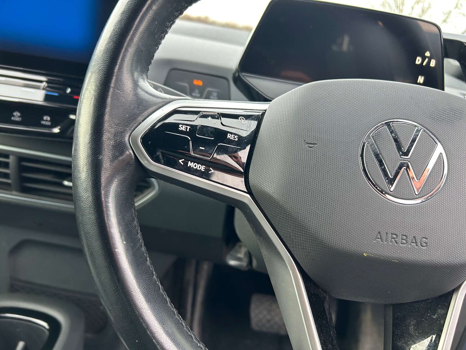 Used Volkswagen ID.3 2022 for sale - 76416847: Photo 53