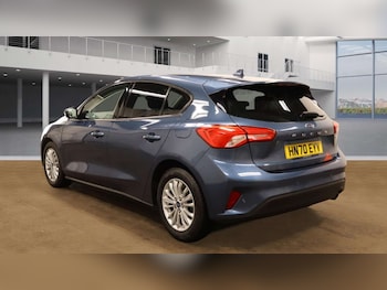 Used Ford Focus 2020 for sale - 76073757: Photo 3