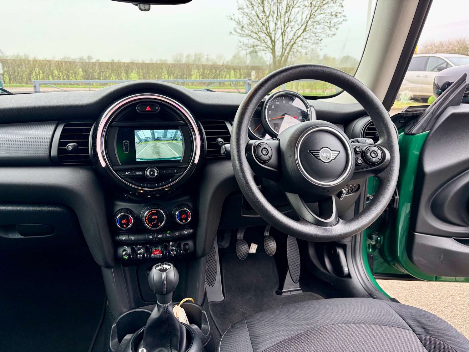 Used MINI Hatch 2019 for sale - 78176742: Photo 2