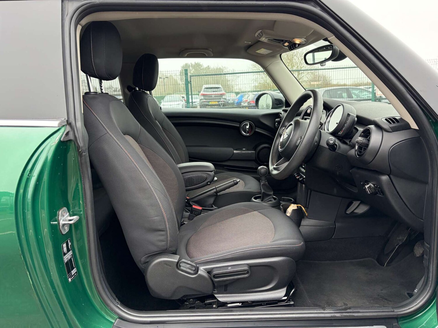 Used MINI Hatch 2019 for sale - 78176742: Photo 27