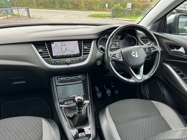 Used Vauxhall Grandland X 2018 for sale - 76178569: Photo 2